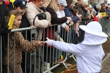 ZLATA POROKA PUSTNI KARNEVAL PARK 02 FOTO LJUBO VUKELIČ